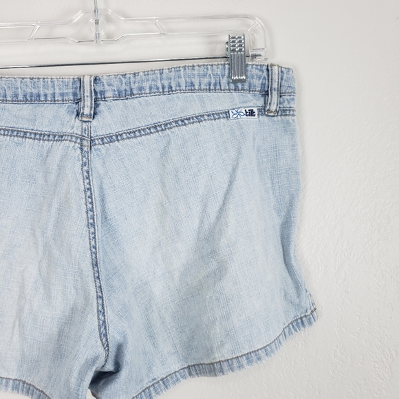Tilt Light Wash Jean Shorts Size 11 - Picture 8 of 11
